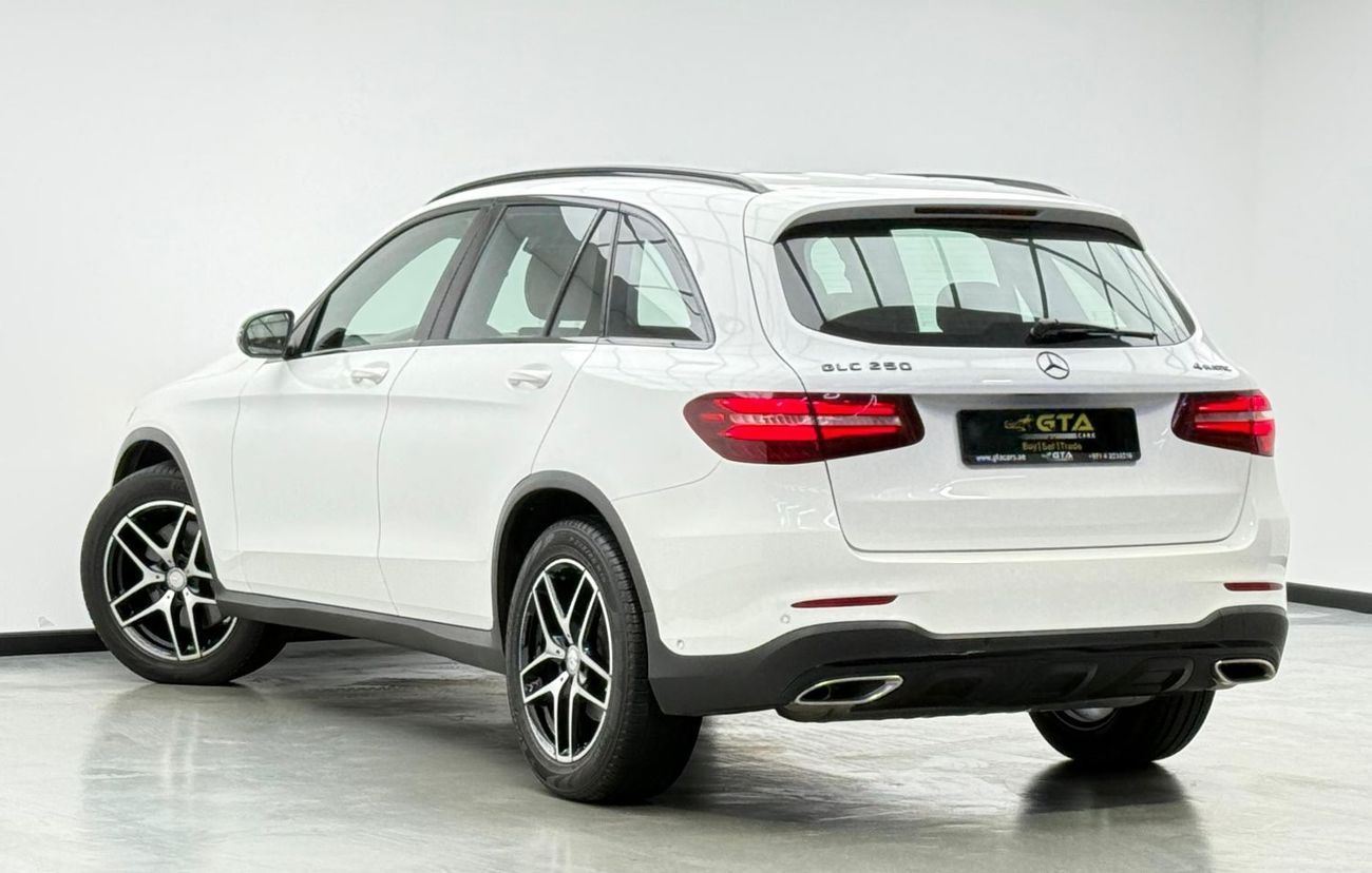 Mercedes-Benz GLC 250 4MATIC 2.0L 2016 Mercedes Benz GLC250 AMG 4MATIC, Service History, Excellent Condition, GCC