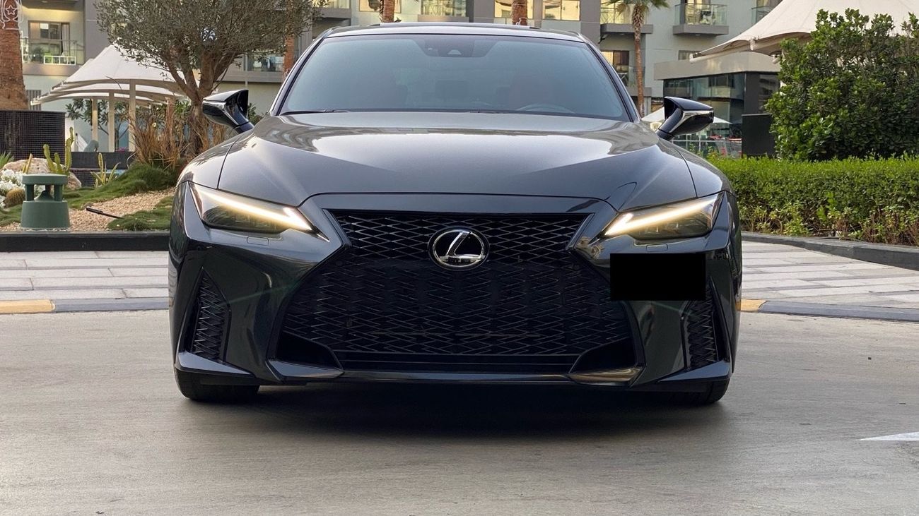 Lexus IS350 F Sport / GCC /m
