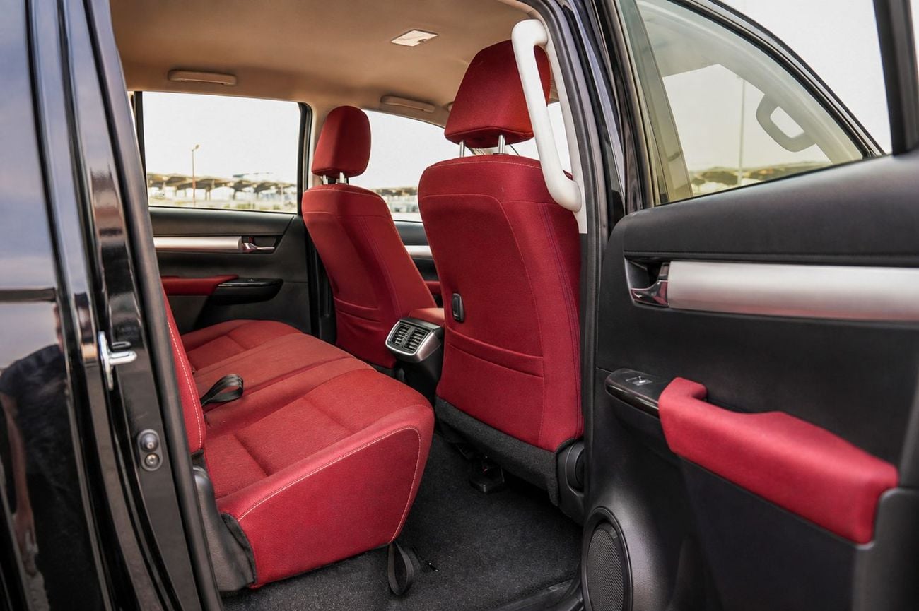 Toyota Hilux SR5