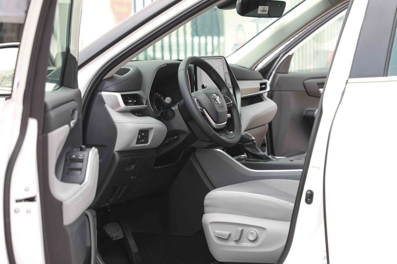 Toyota Highlander 2024 TOYOTA HIGHLANDER XLE 2.5 - Hybrid - PLATINUM WHITE PEARL inside GREY | Export Only