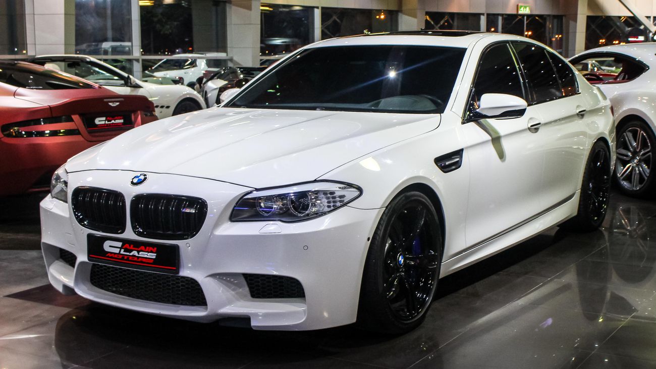 بي أم دبليو M5