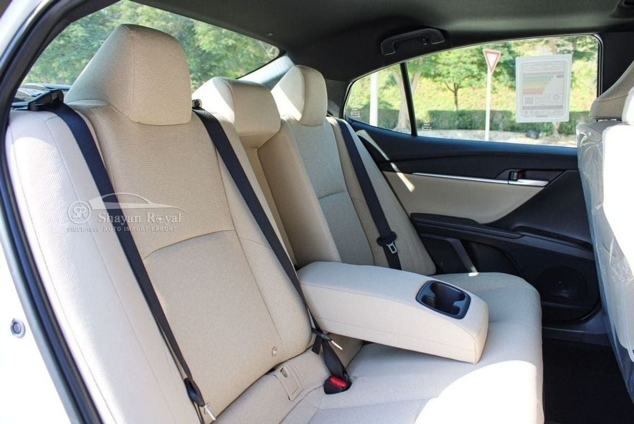 تويوتا كامري LE HEV LHD 2.5L HYBRID LE-G FWD AT 2025MY