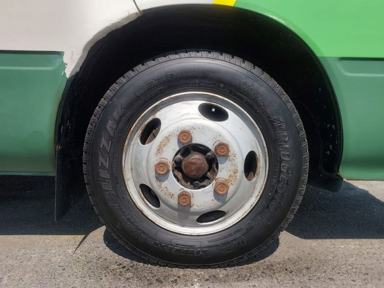 Toyota Coaster (RAMADAN OFFER) TOYOTA COASTER BUS RHD 2007 MODEL 4.0 L DIESEL MANUAL(PM51797)