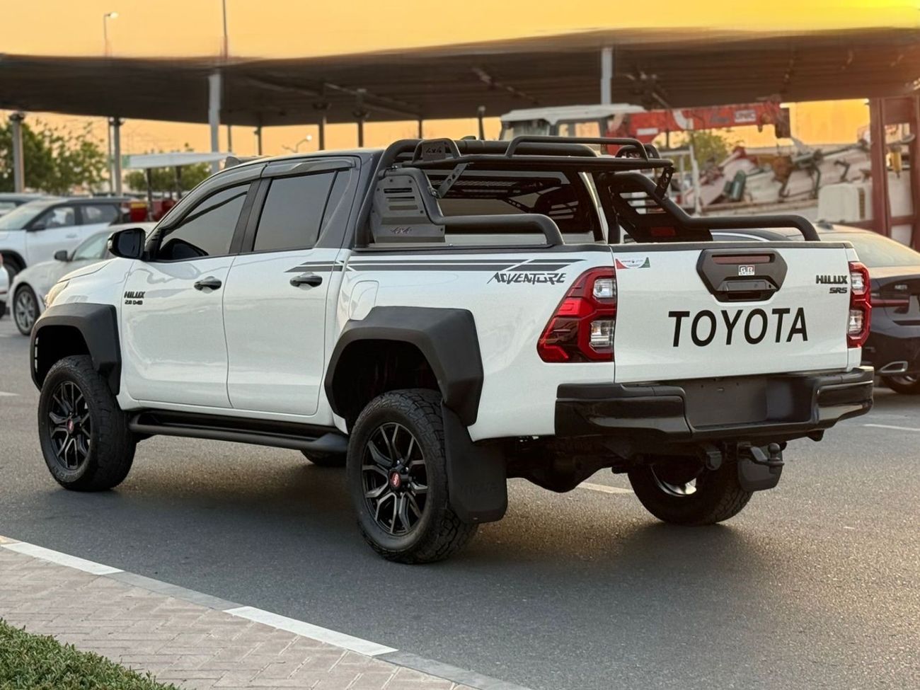 Toyota Hilux GR SPORTS KIT | DOUBLE CABIN | RHD | AUTOMATIC | 2.8L DIESEL | LEATHER + LED ROOF LIGHTS