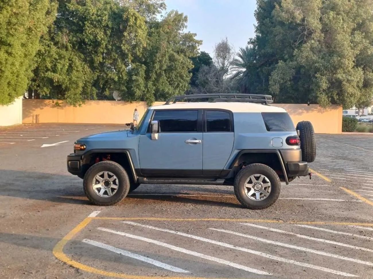 تويوتا إف جي كروزر GXR 4.0L A/T