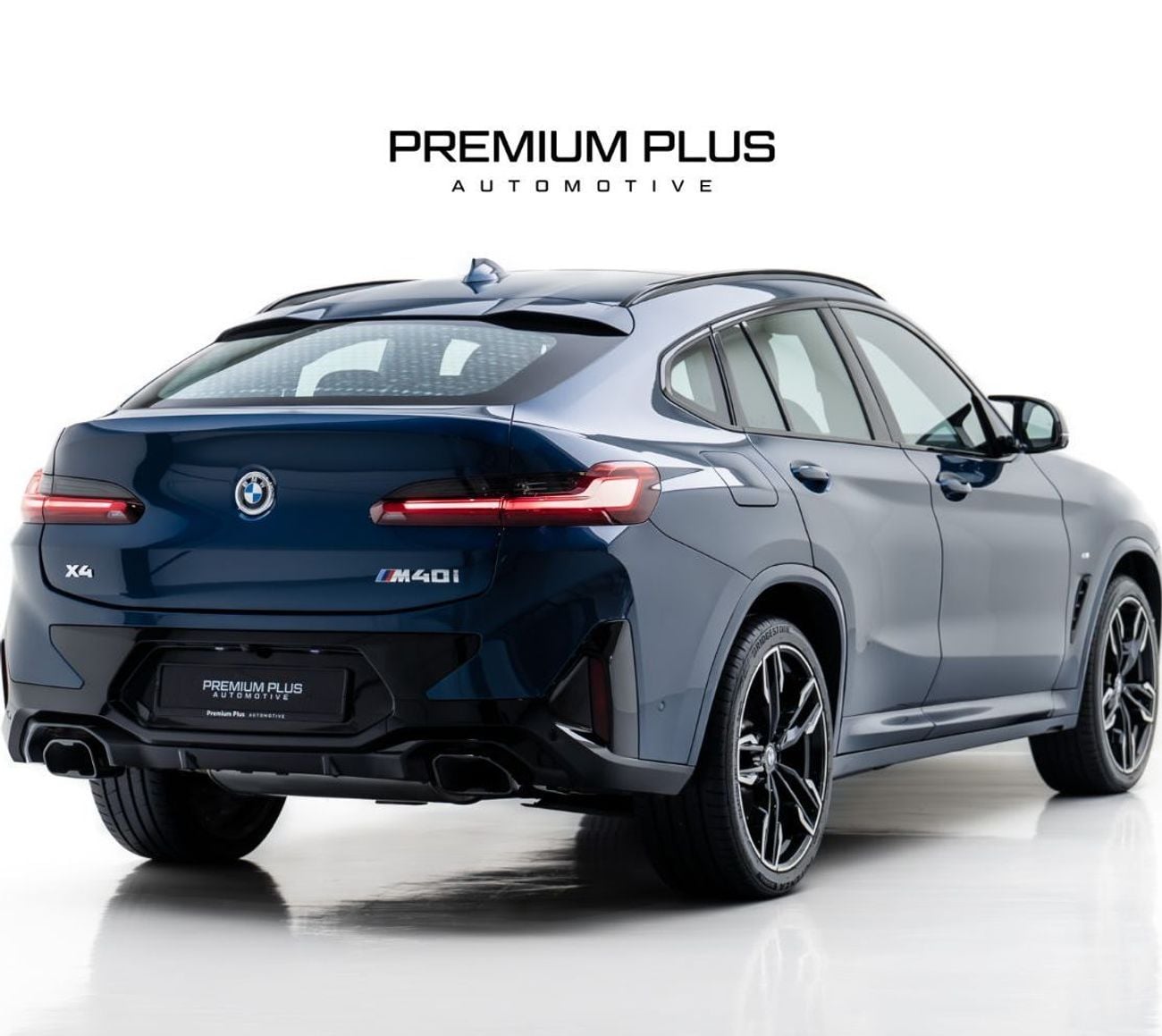 BMW X4 M40I 3.0L 2023 BMW X4, Warranty, 2026 BMW Service Pack, Low Kms, Excellent Condition, GCC