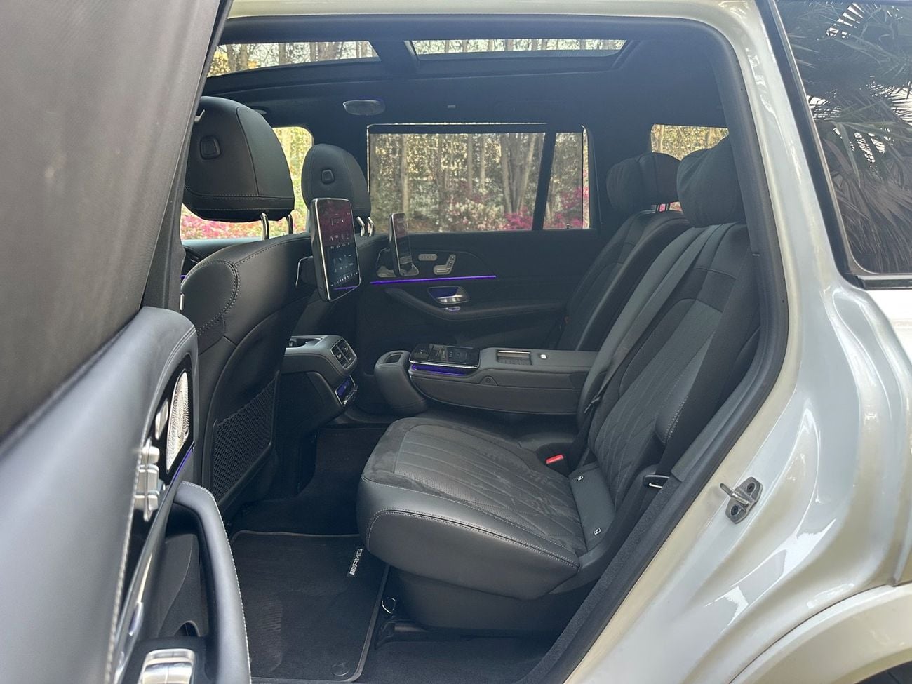 Mercedes-Benz GLS 63 AMG 4MATIC+ 4.0L V8 Bi-Turbo | 603 HP | 2025 | Full Option | Europe Specs | Perfect Condition