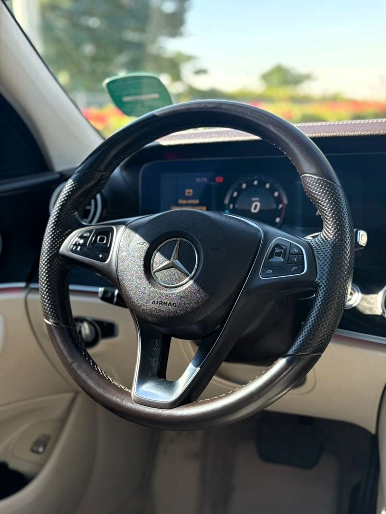 Mercedes-Benz E200 MERCEDES BENZ E200 | GCC SPECS | YEAR: 2017 | KMS: 178,500 | FULL OPTION