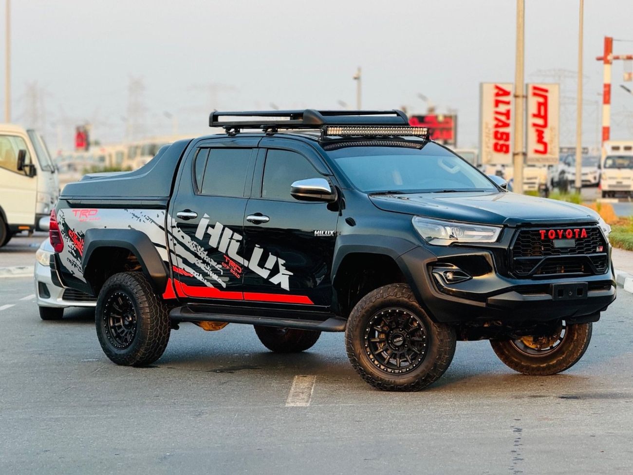 تويوتا هيلوكس Toyota hilux 2020 facelift to 2024 GR sport