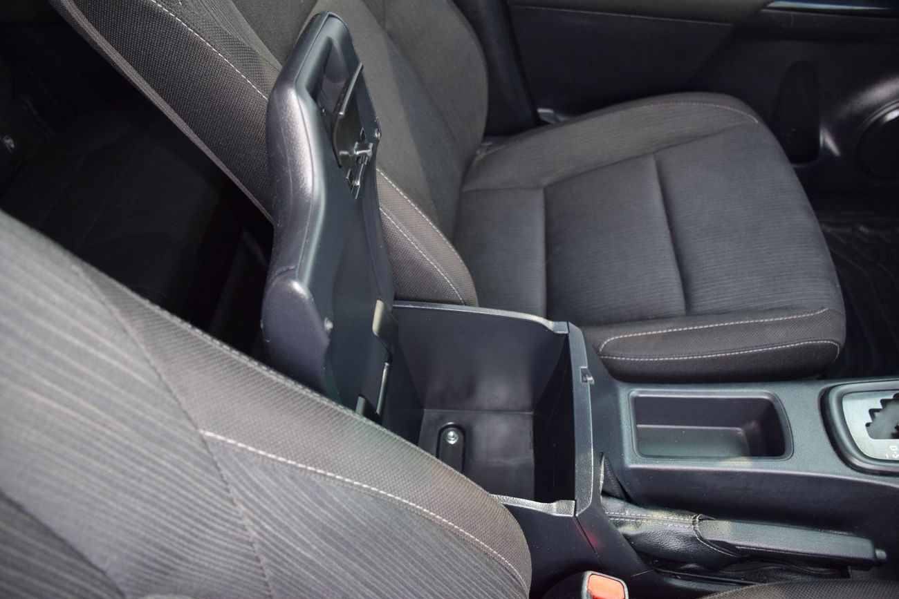 Toyota Hilux S GLX 2.8L AWD A/T