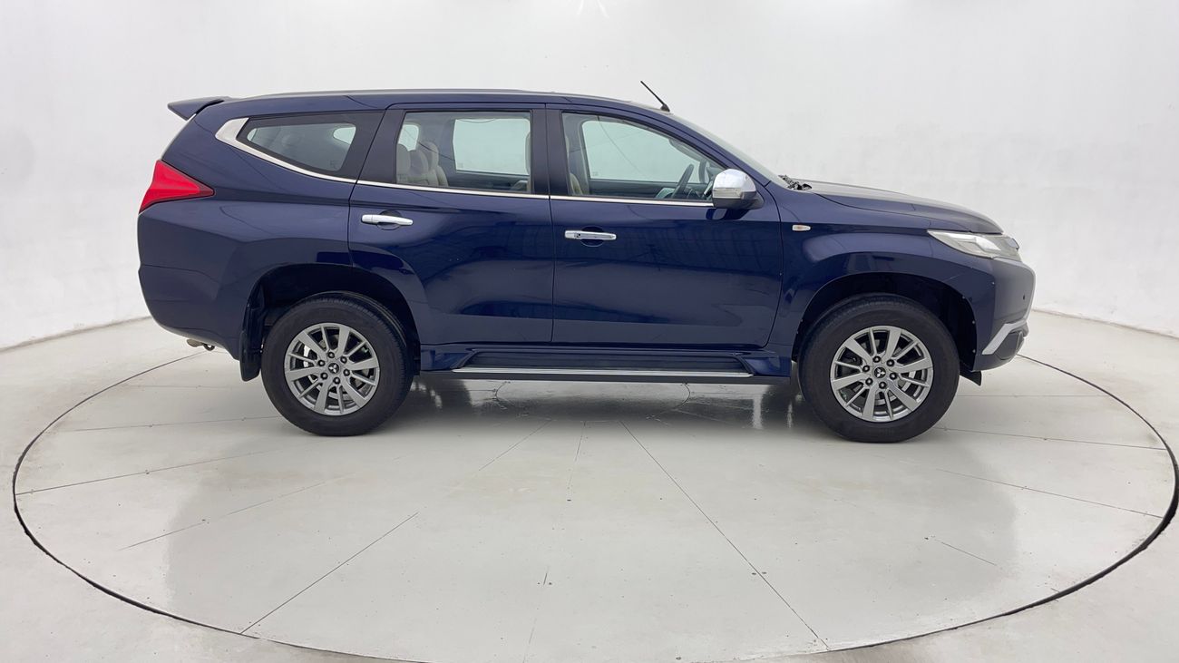 ميتسوبيشي مونتيرو سبورت GLX MID 3 | بدون دفعة مقدمة | اختبار القيادة في المنزل