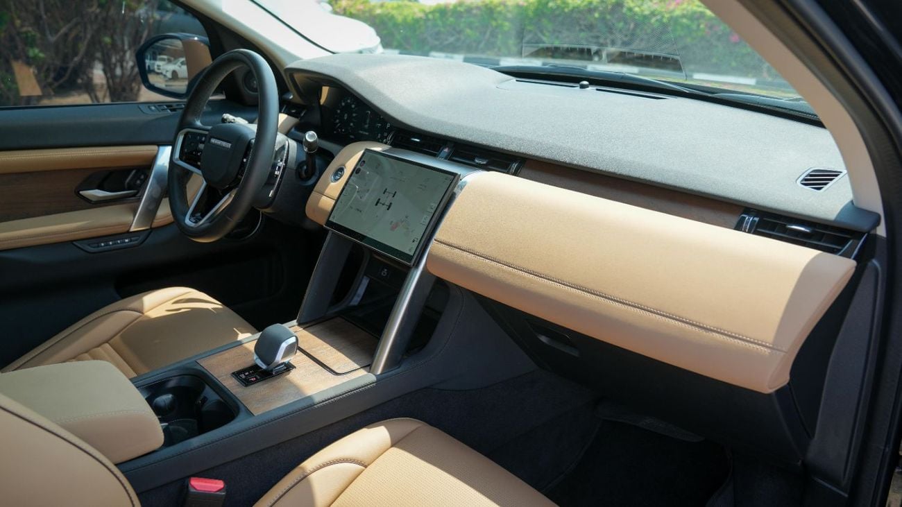 Land Rover Discovery Sport DYNAMIC 2025!! FIVE YEARS WARRANTY!! THREE YEARS SERVICE CONTRACT