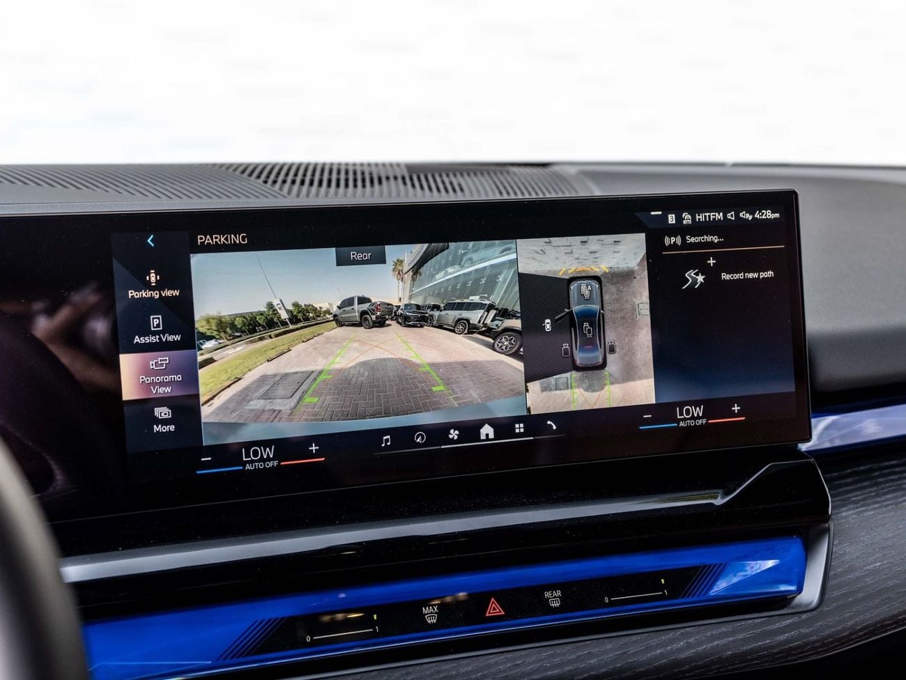 بي أم دبليو 520i 520I M SPORT TITANIUM