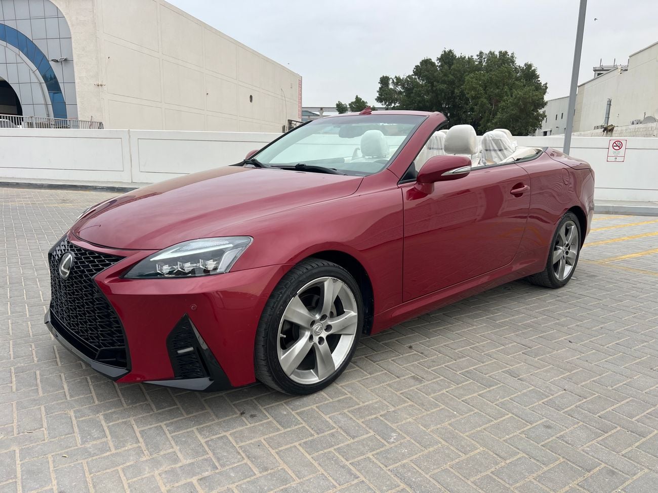 لكزس IS 250C IS 250c