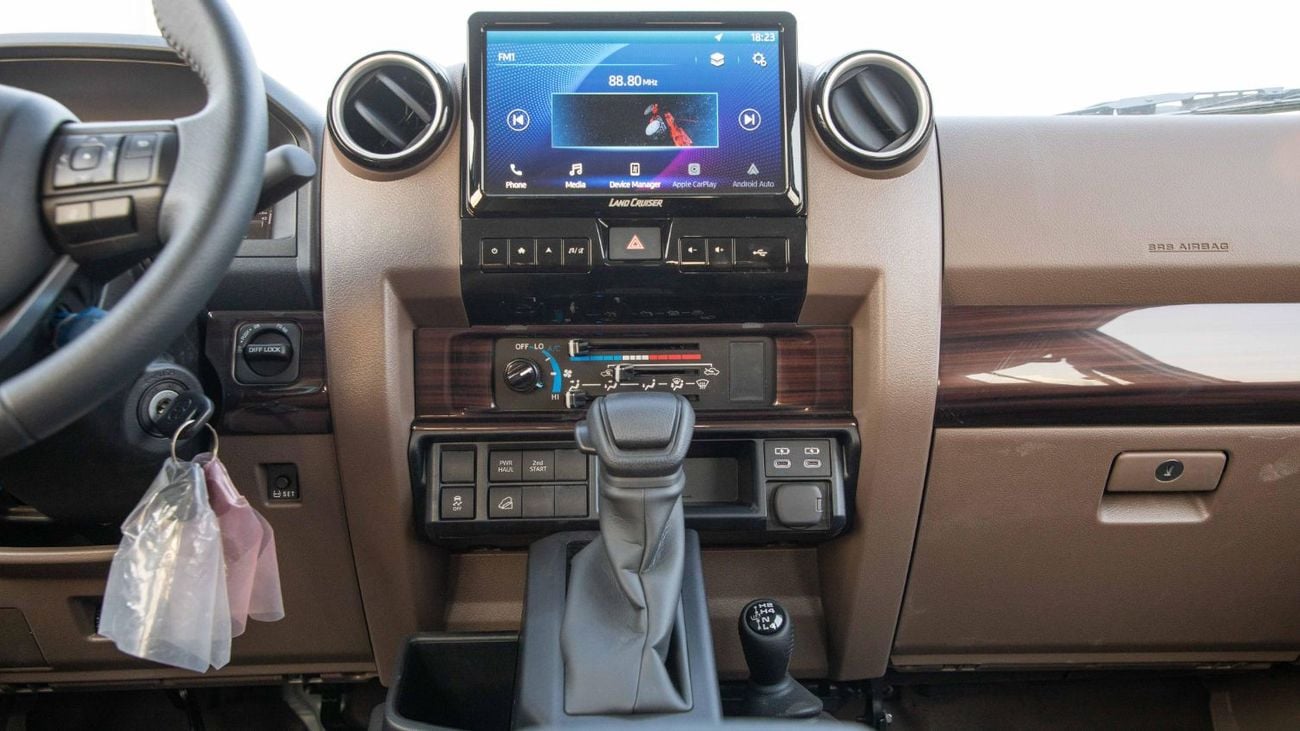 تويوتا لاند كروزر بيك آب LC79 PICKUP D/C 2.8L DIESEL A/T FULL OPTION Z1 , 2025 MODEL