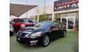 Nissan Altima 2015 model, leather hatch, cruise control, remote control wheels, in excellent condition