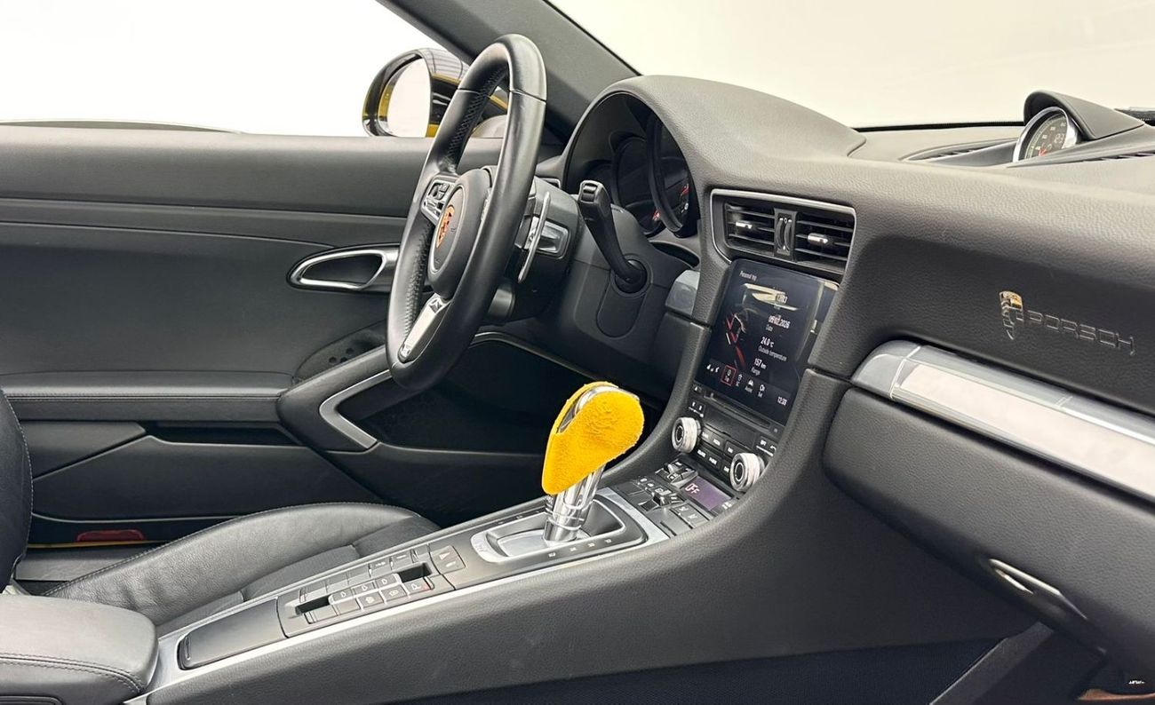 Porsche 911 Carrera 3.0L (380 HP) Coupe 2019 Porsche 911 Carrera, Sep/2026 Porsche Warranty, Porsche Full Servic