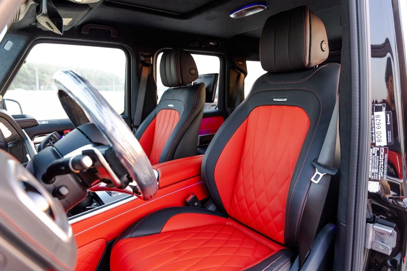Mercedes Benz G63 AMG STD Mercedes-AMG G63 – 2026 | GCC Specs | Carbon Package | Fully Loaded | Highest Option | 2 Years O