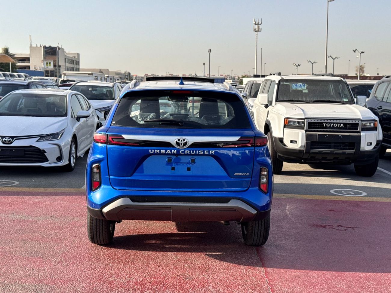 Toyota Urban Cruiser 2025 TOYOTA URBAN CRUISER GLX 1.5L PETROL (360 CAMERA + HUD) A/T FWD GCC BRAND NEW 0KM