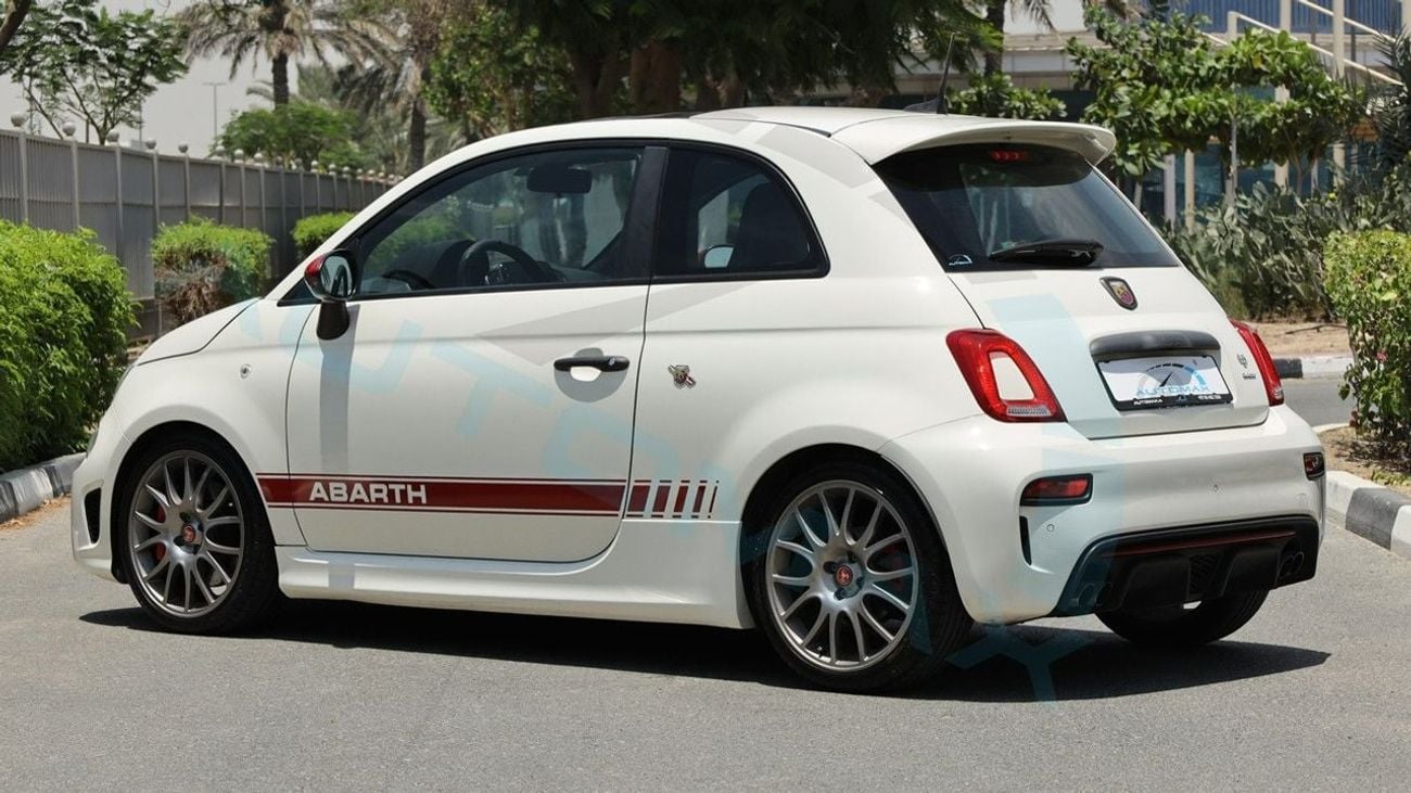 أبارث 695 Turismo 1.4T GCC 41500Km With 2 Years Or 120,000 Km Warranty @Official Dealer
