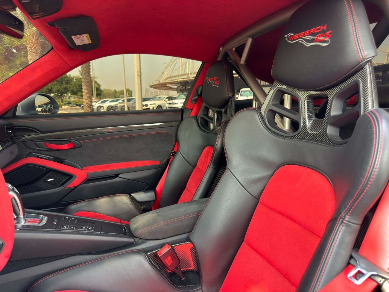 Porsche 911 GT2 RS 3.8L GCC SPEC NEAT AND CLEAN