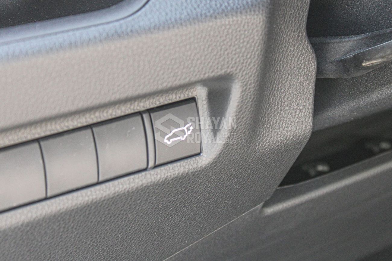 Toyota RAV4 LHD XLE-E 2.5L PETROL AWD AT 2025MY