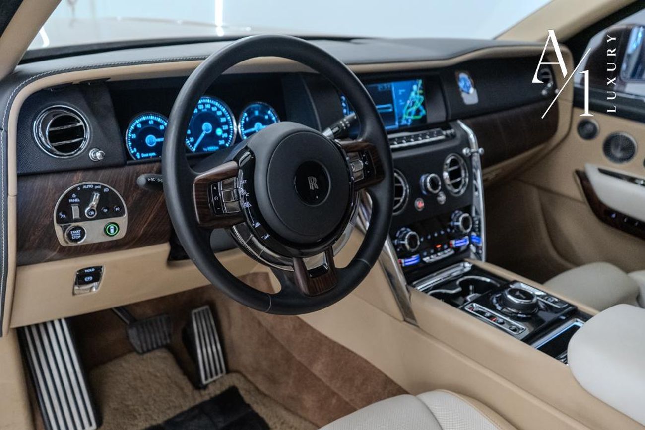 Rolls-Royce Cullinan 2019 Rolls Royce Cullinan, Warranty, Full Rolls Royce Service History, VIP Seats, Full Options, GCC