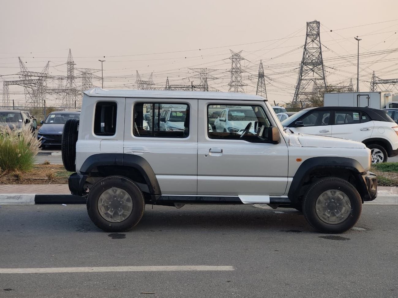Suzuki Jimny SUZUKI JIMNY GL MT SILVER 2026