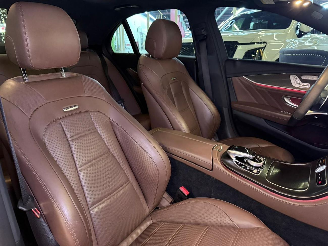 مرسيدس بنز E 53 AMG Std 3.0L 2019 Mercedes Benz E53 AMG - Clean Title - Good Condition -Fully Loaded