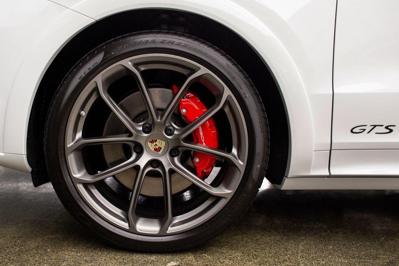 Porsche Cayenne Gcc | Dealer Warranty