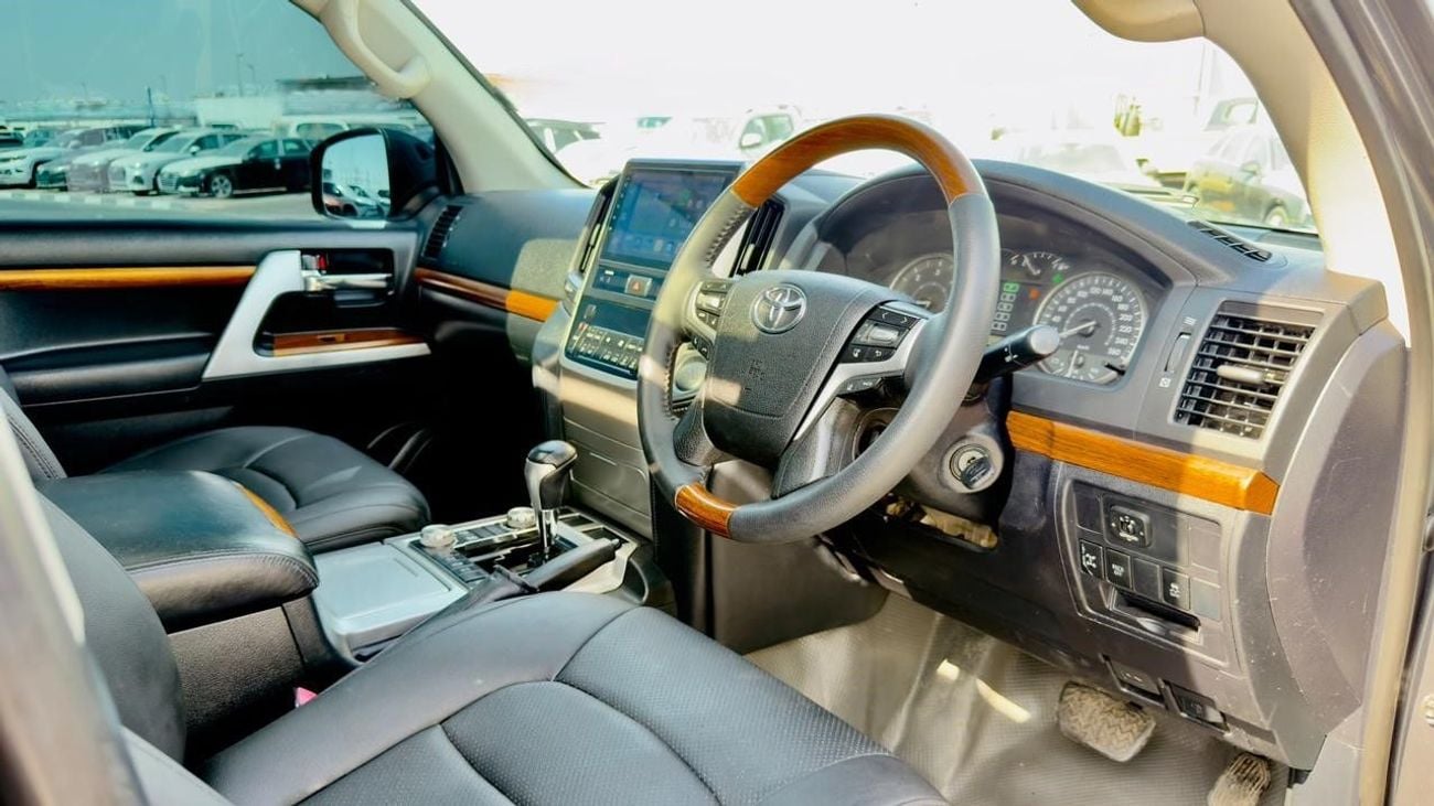 Toyota Land Cruiser 2014 | 4.5L DIESEL | AT | RHD | MODIFIED TO LC 300 GR SPORTS | GR ALLOY RIMS | SIDE BODY STICKER | C