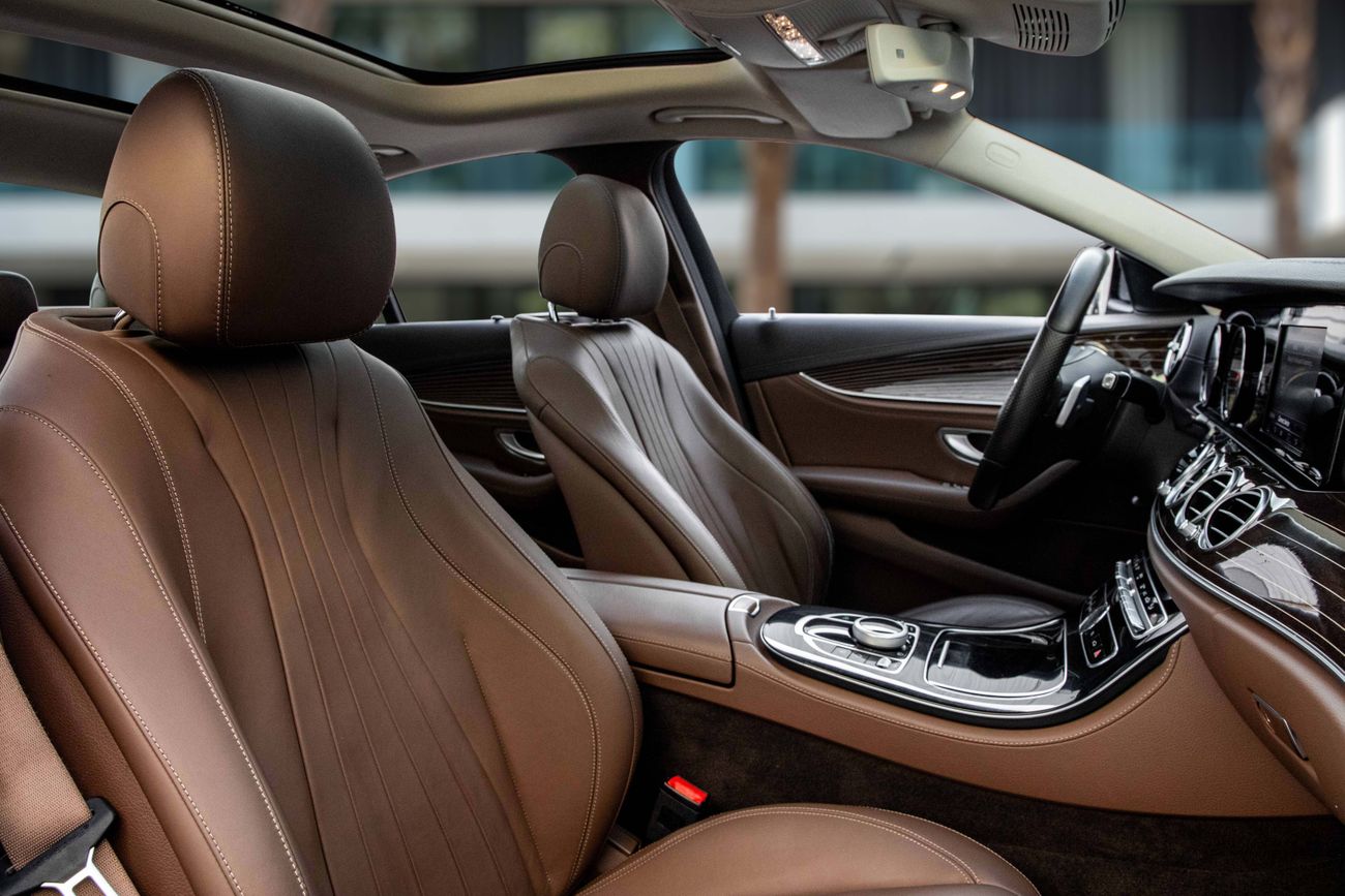 Mercedes-Benz E200 E200 | 2,609 P.M | 0% Downpayment | Mercedes-Benz E200!