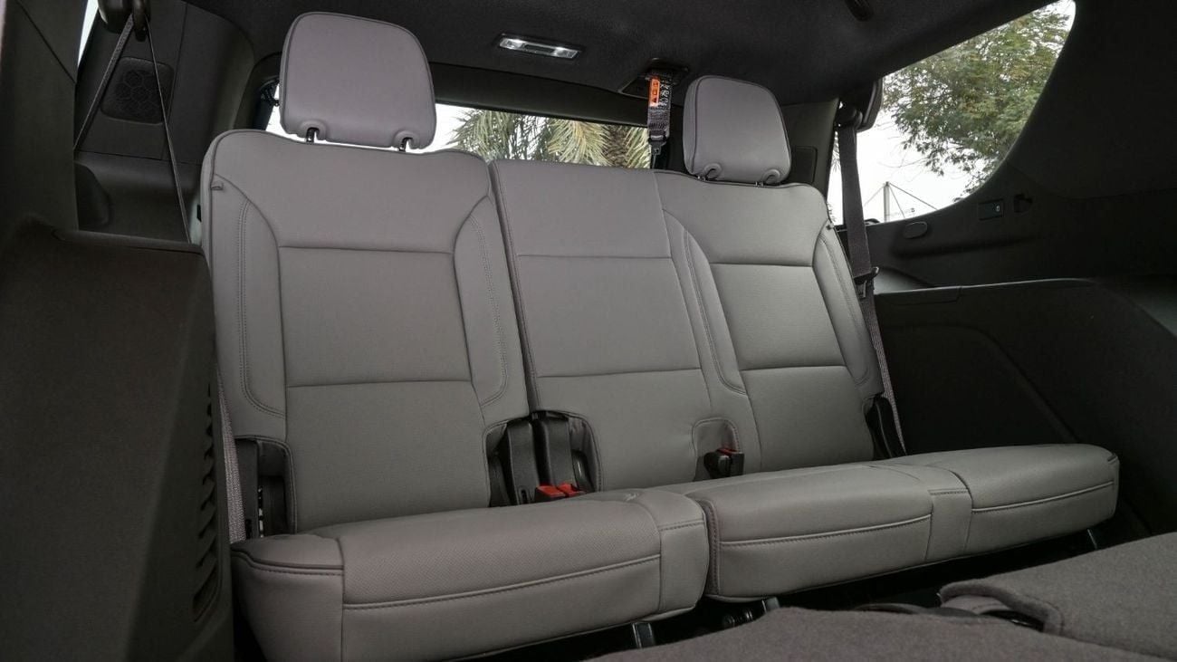 GMC Yukon GMC YUKON Elevation RWD 5.3L V8 - 2025 - Brand New (Export)