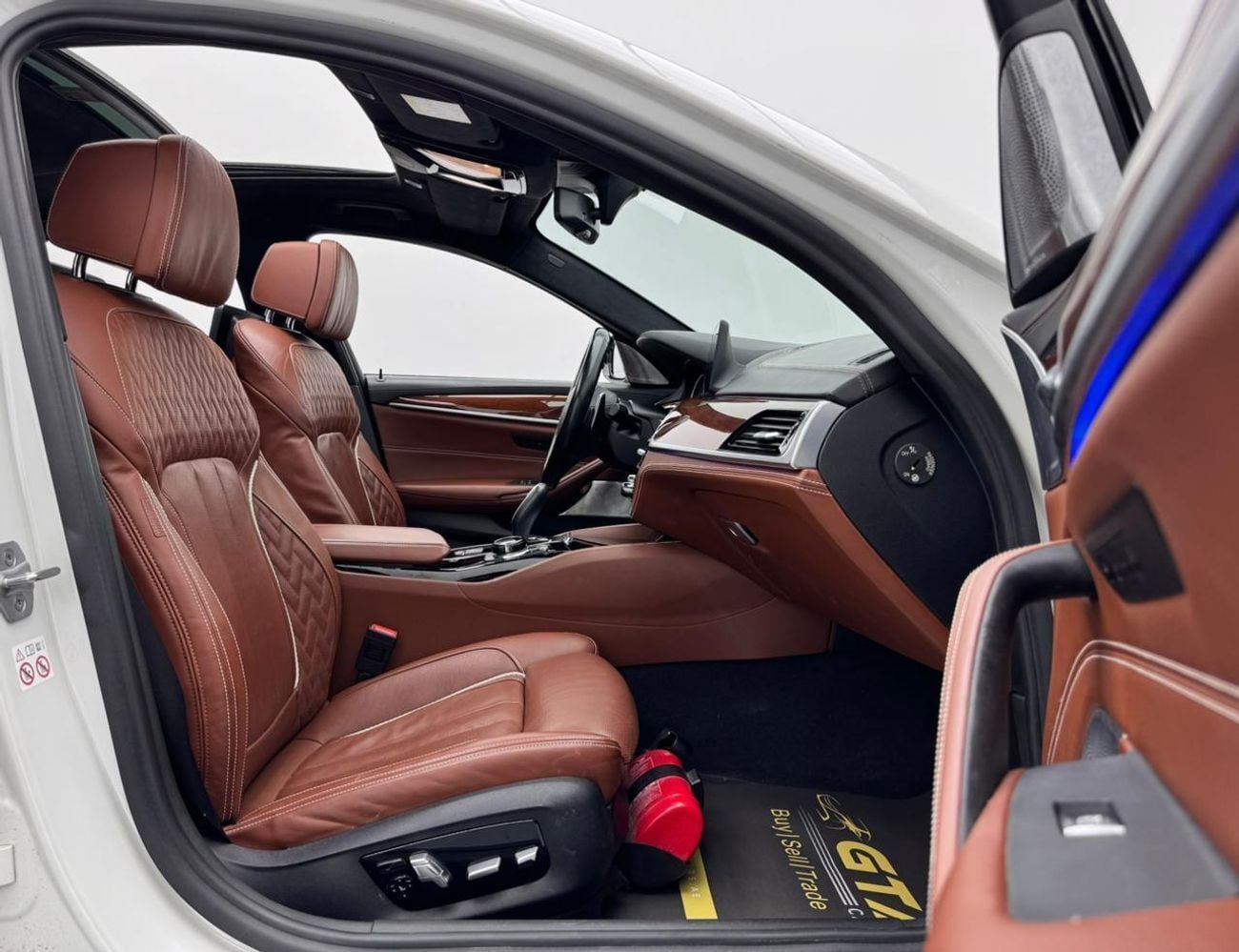 بي أم دبليو M550i 2018 BMW M550i xDrive Masterclass , BMW Service History, GCC