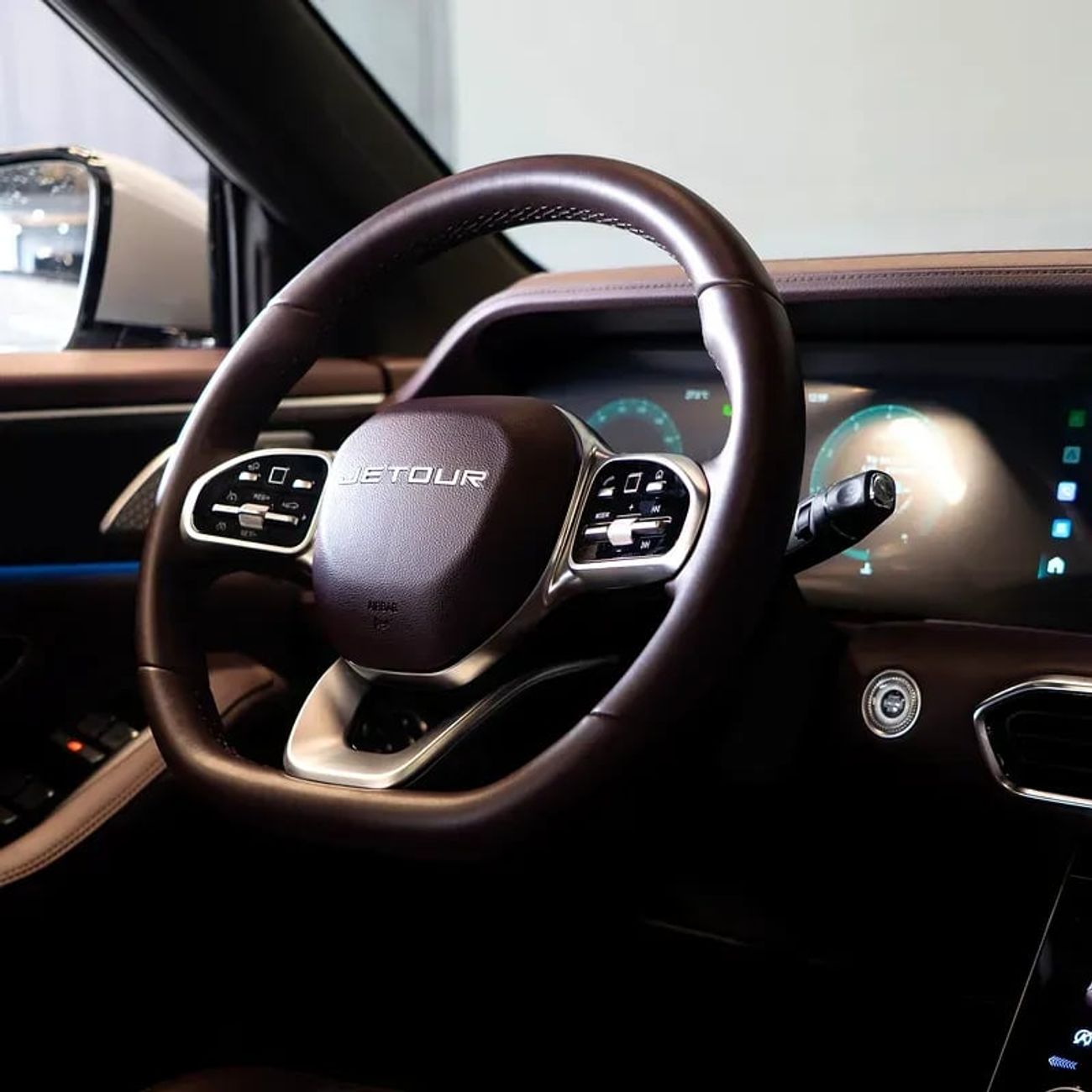 Jetour X90 Plus 2.0T AED 1,628 pm • 0% Downpayment • X90 Plus Luxury • Elite Warranty