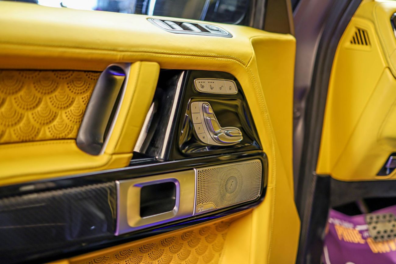 BRABUS 900 - Mercedes-AMG G 63 G900 With rear Screen
