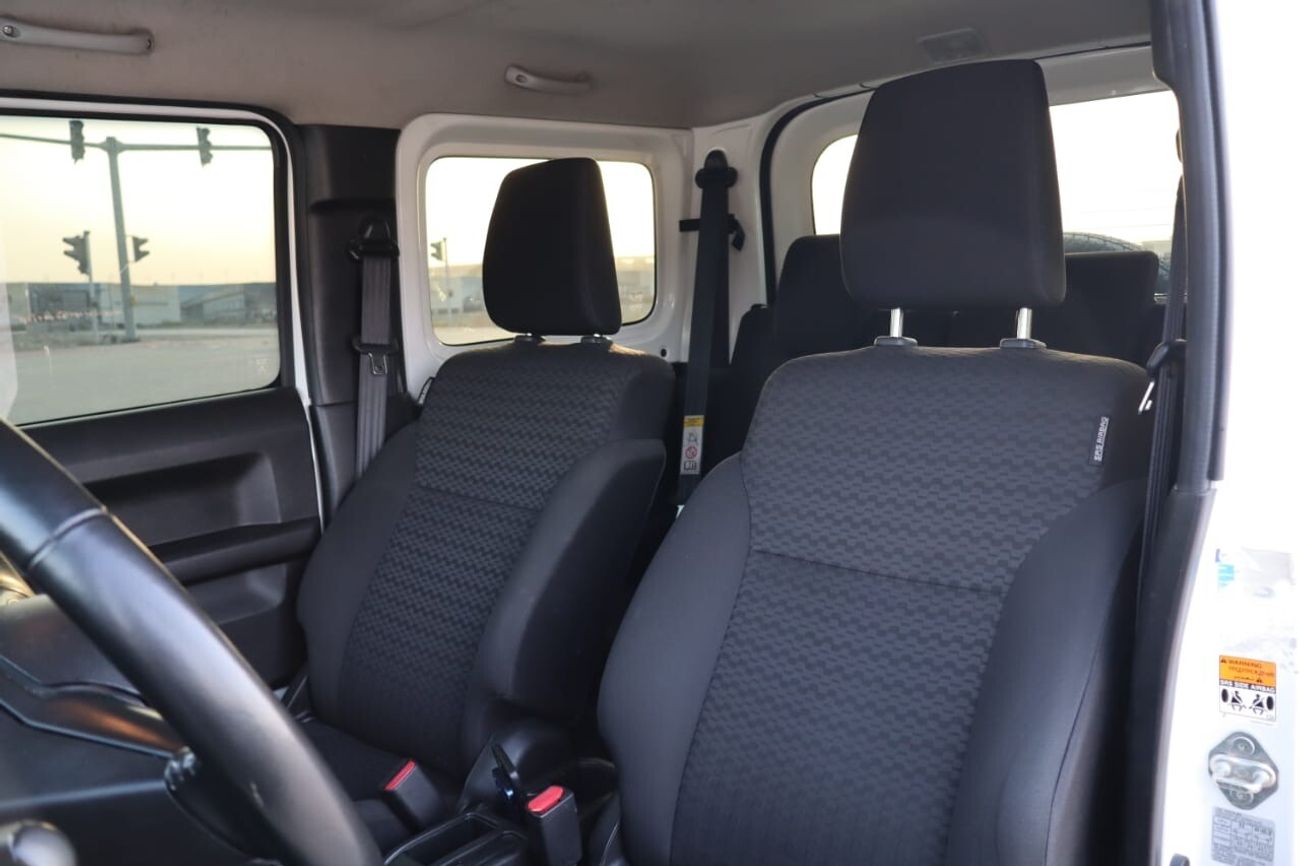 Suzuki Jimny GLX 1.5L (3-Doors)