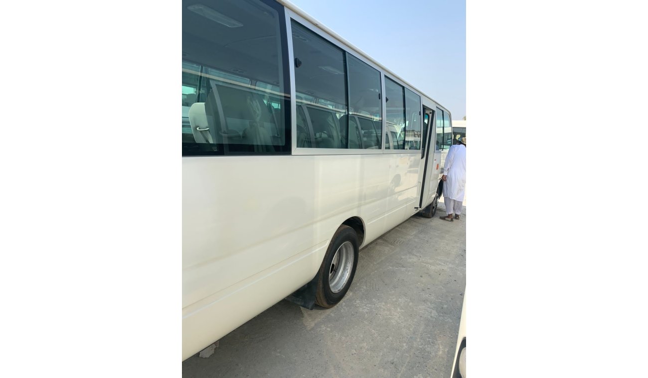 Toyota Coaster 4.2L Diesel, Manual Transmission, Clean Interior & Exterior (Lot # TCD16)