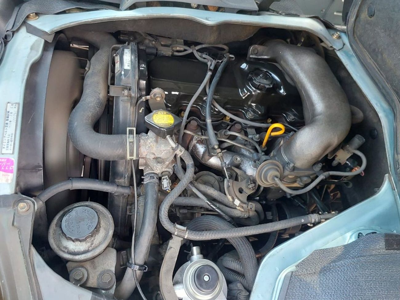 Toyota Hiace TOYOTA HIACE VAN RHD 1999 MODEL 3.0 L DIESEL MANUAL(PM01625)