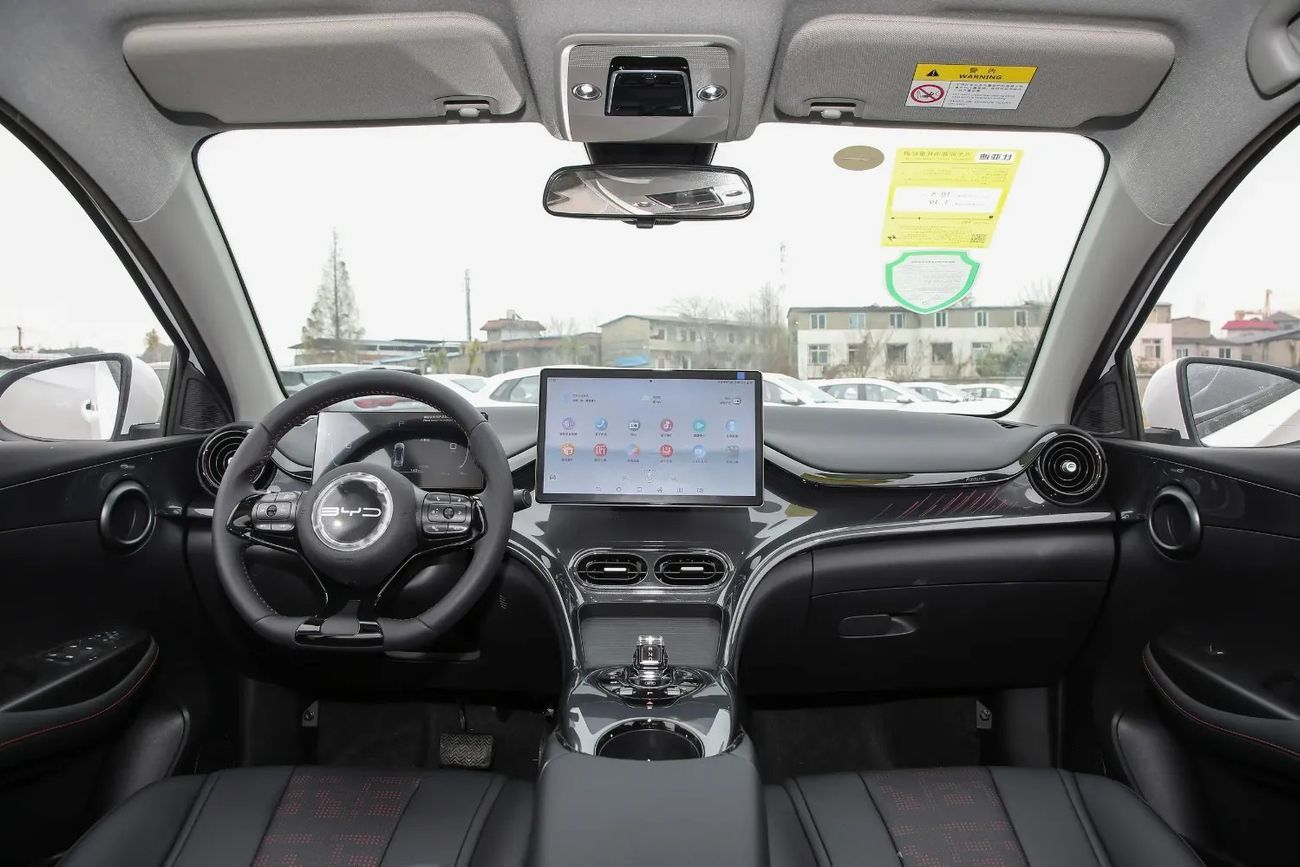 بي واي دي e2 BYD E2 LUXUARY 2025 MODEL