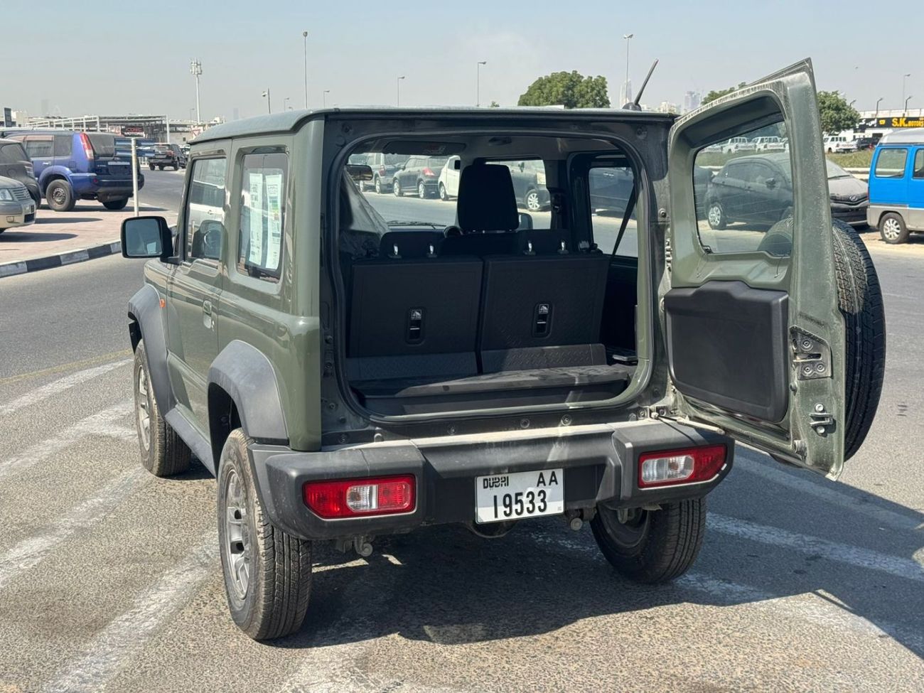 سوزوكي جيمني GLX 1.5L (3-Doors)