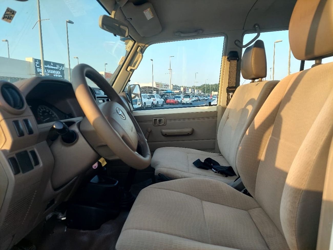 Toyota Land Cruiser Pick Up DC 4.2L DIESEL MANUAL TRANSMISSION ( 1HZ)