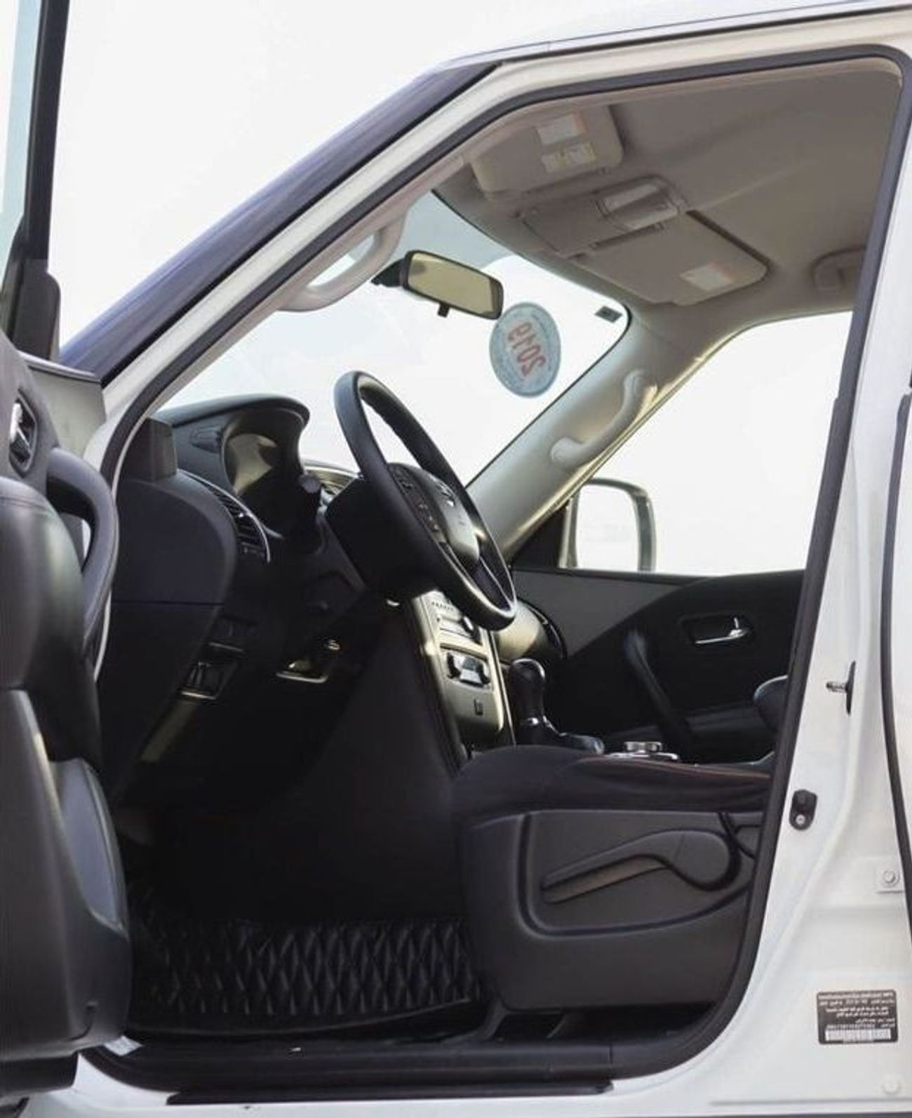 Nissan Patrol XE T1 5.6L Nissan Patrol 5.6L, V8, 2019, GCC,  Original Paint, accident-free, in excellent condition