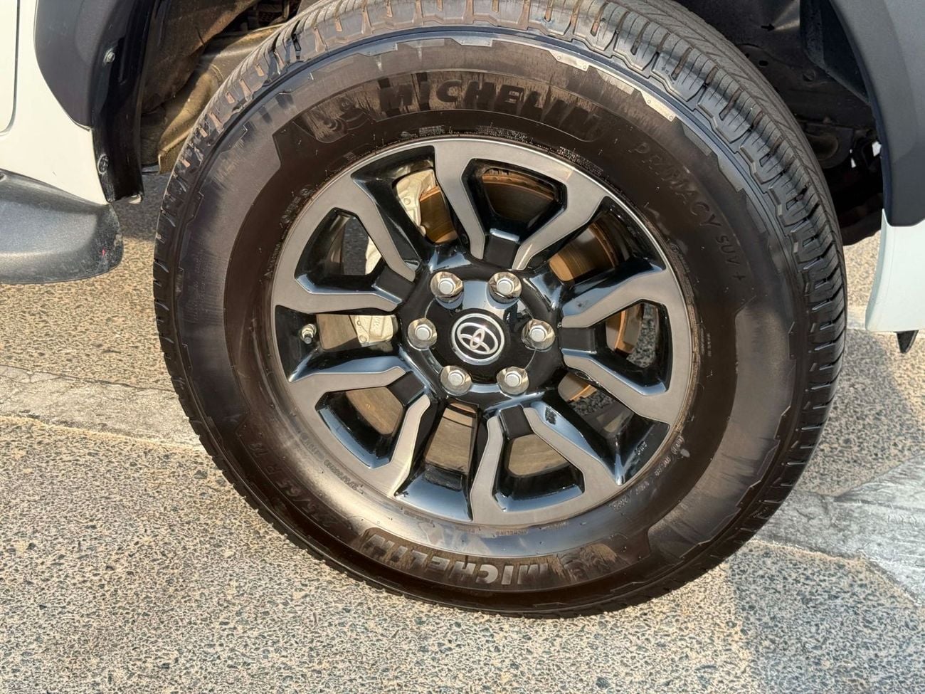 Toyota Hilux ADVENTURE