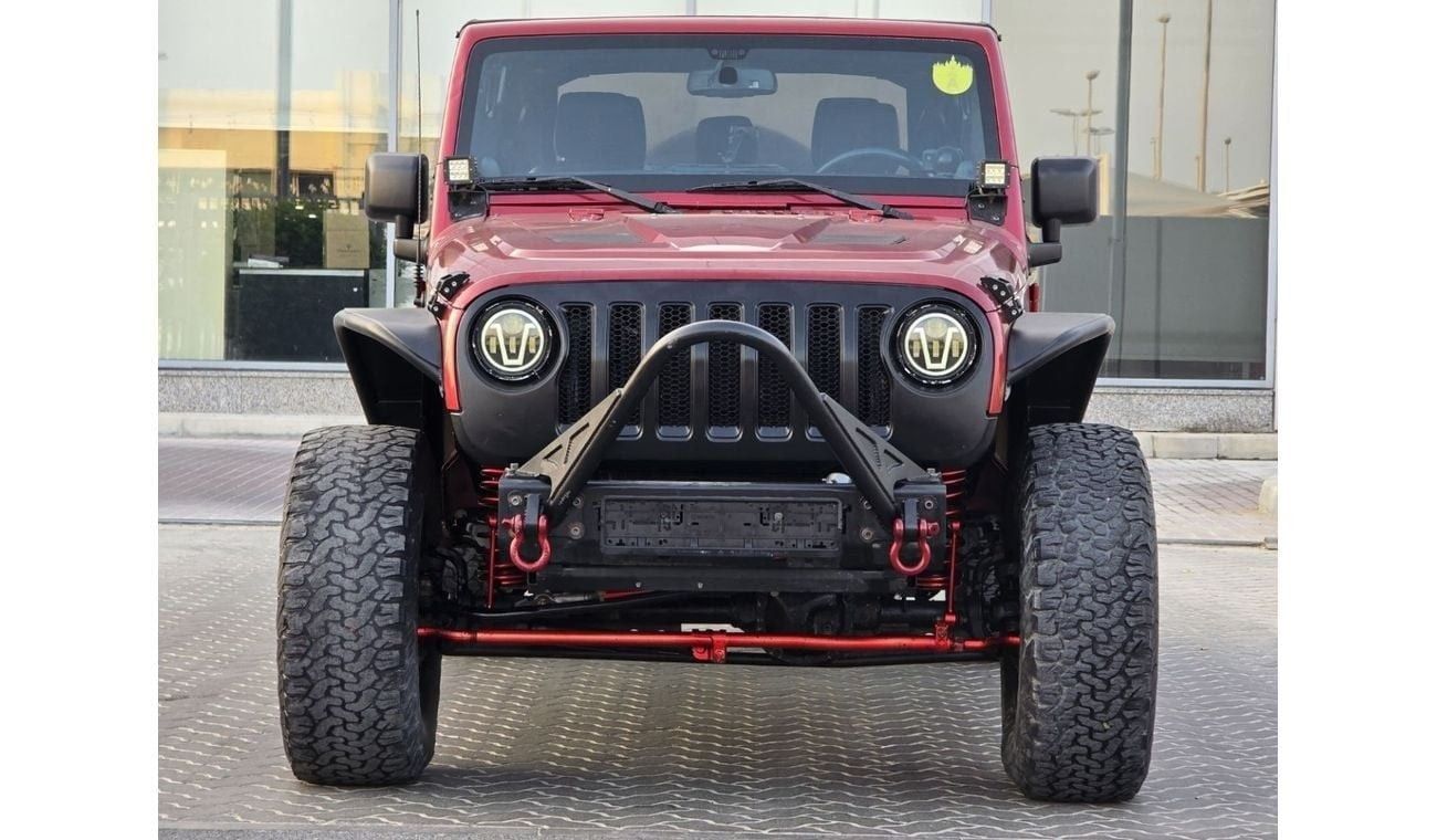 جيب رانجلر Sahara 3.6L A/T JEEP WRANGLER SAHARA GCC 2013 PERFECT CONDITION // 2 KEYS // 4DOORS