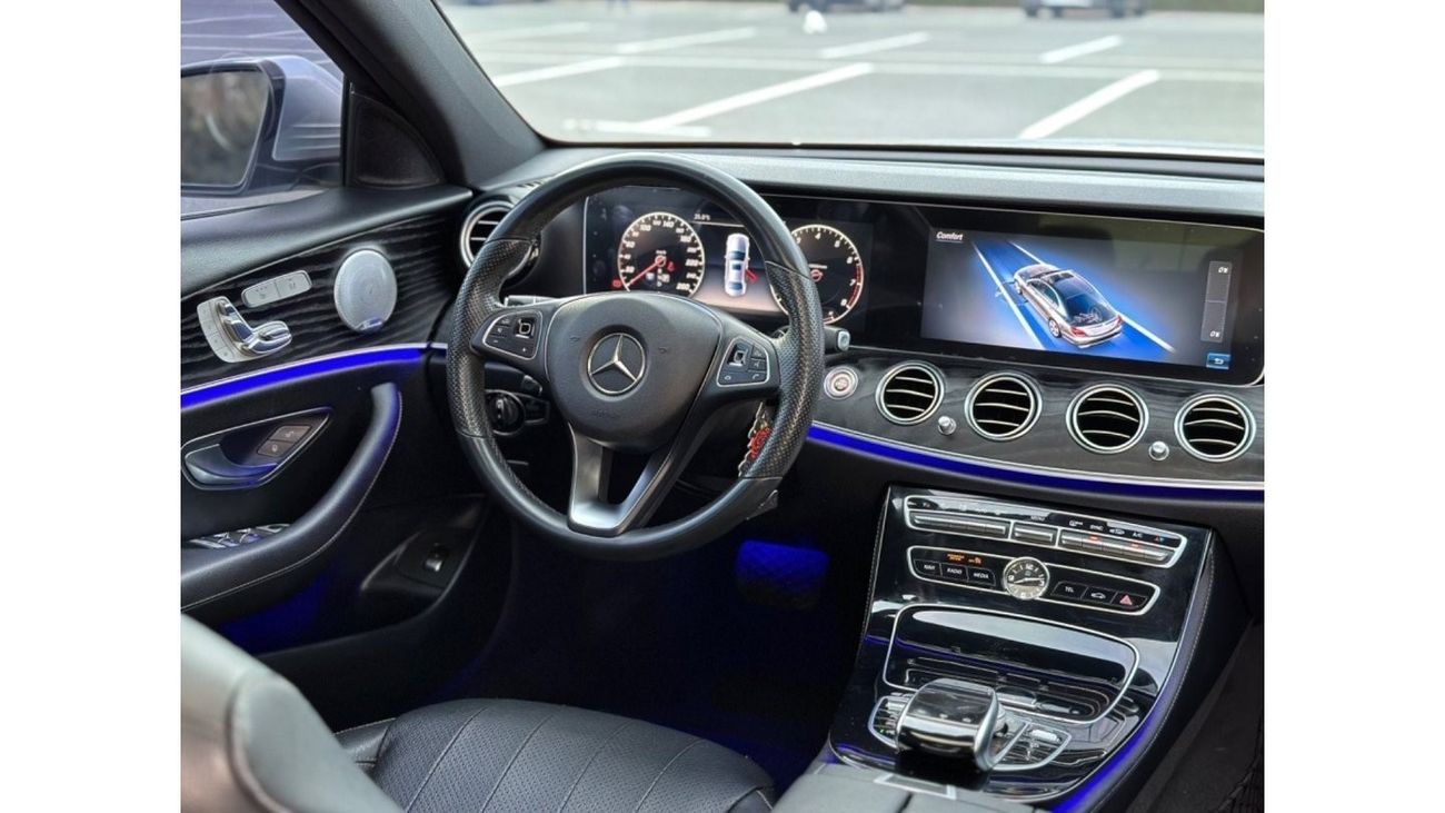 Mercedes-Benz E300 AMG MERCEDS E300