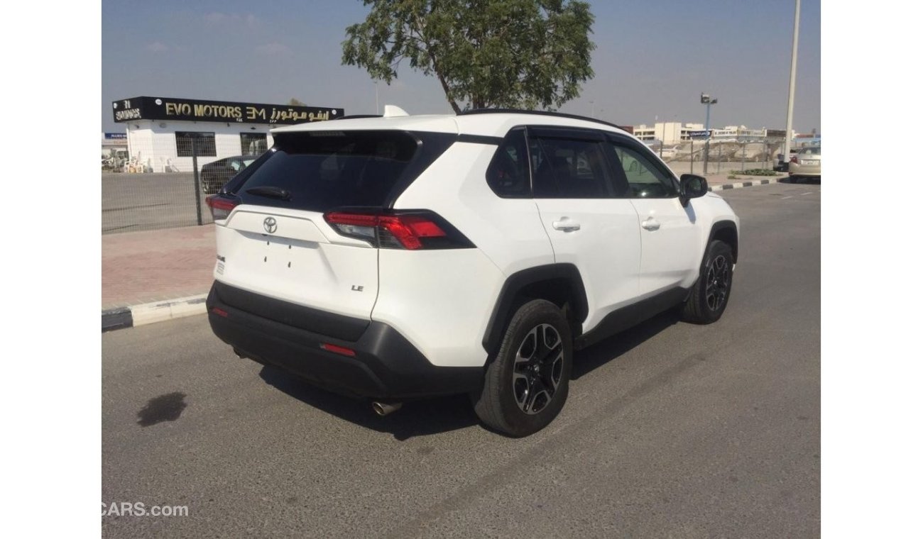 تويوتا راف ٤ TOYOTA RAV4 LE