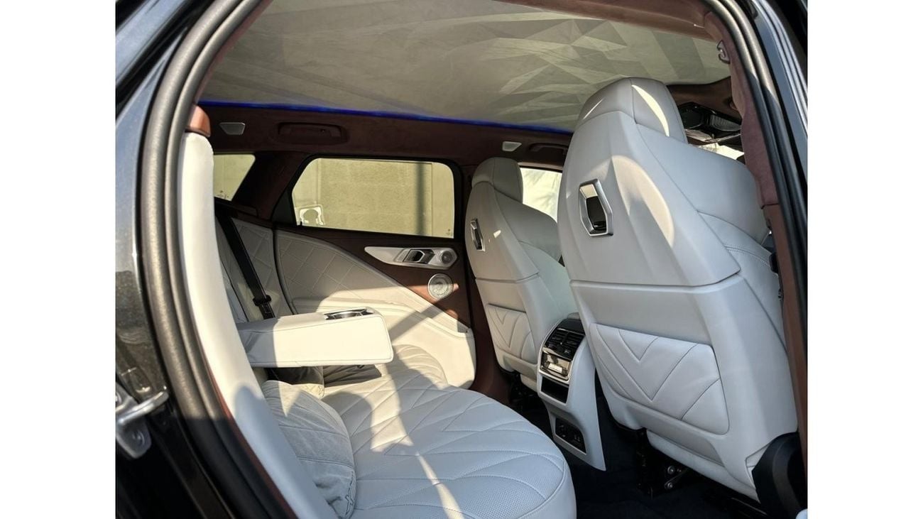 بي أم دبليو XM BMW XM MODEL 2023 ZERO KM UNDER WARRANTY FOR EXPORT