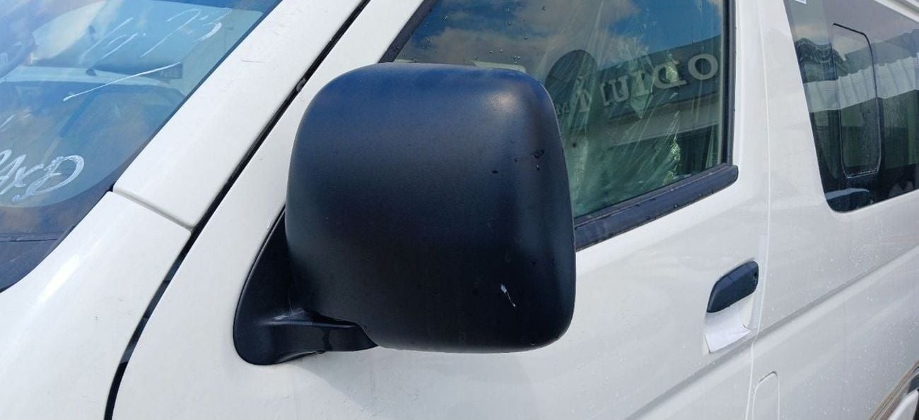 Toyota Hiace DLS - STD ROOF Toyota HiAce Standard roof 2.5L Diesel MT 2025YM