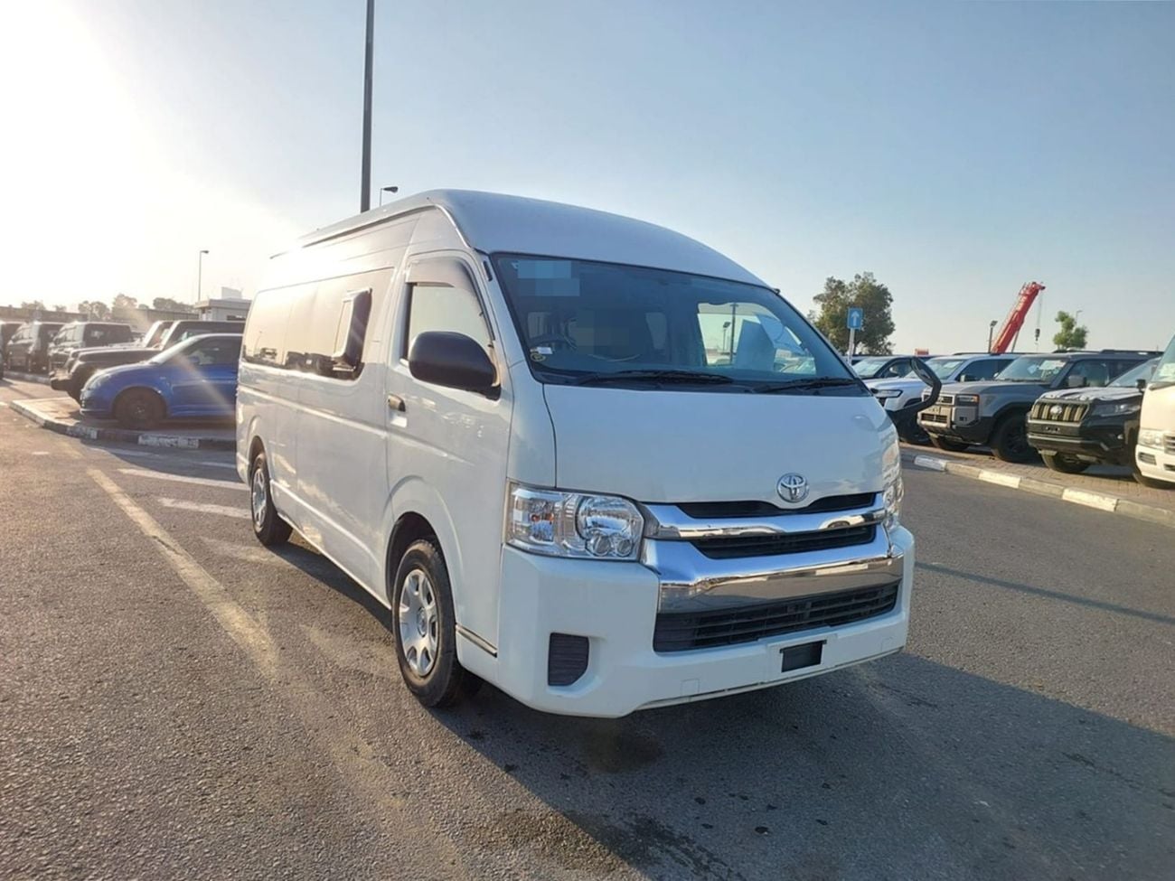Toyota Hiace TOYOTA HIACE VAN RHD 2015 MODEL 3.0 L DIESEL AUTOMATIC(PM015396)